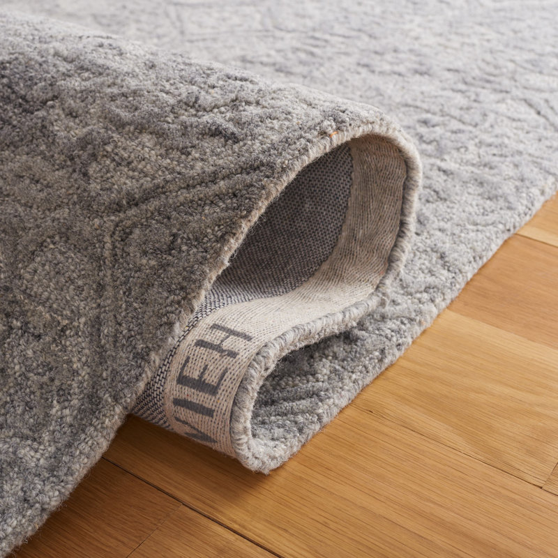Marnell Geometric Hand Tufted Area Rug in Grey, Rectangle 5' x 8'