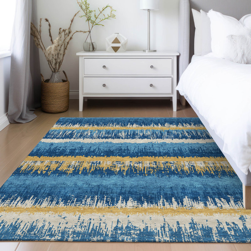 Navy and Gold Flat Woven Synthetic 5' x 7' Rug