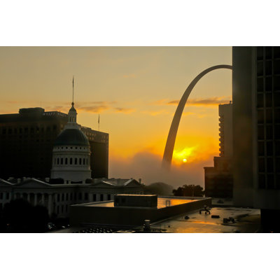 Sunrise and Gateway Arch by Vkp-Australia