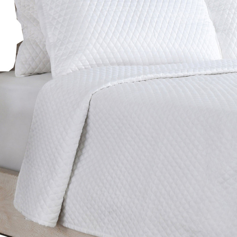 Winthrop Quilt, White, Queen Quilt