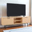Console 63 pouces Mid Century Modern pour téléviseur de 65 po ou moins avec portes coulissantes