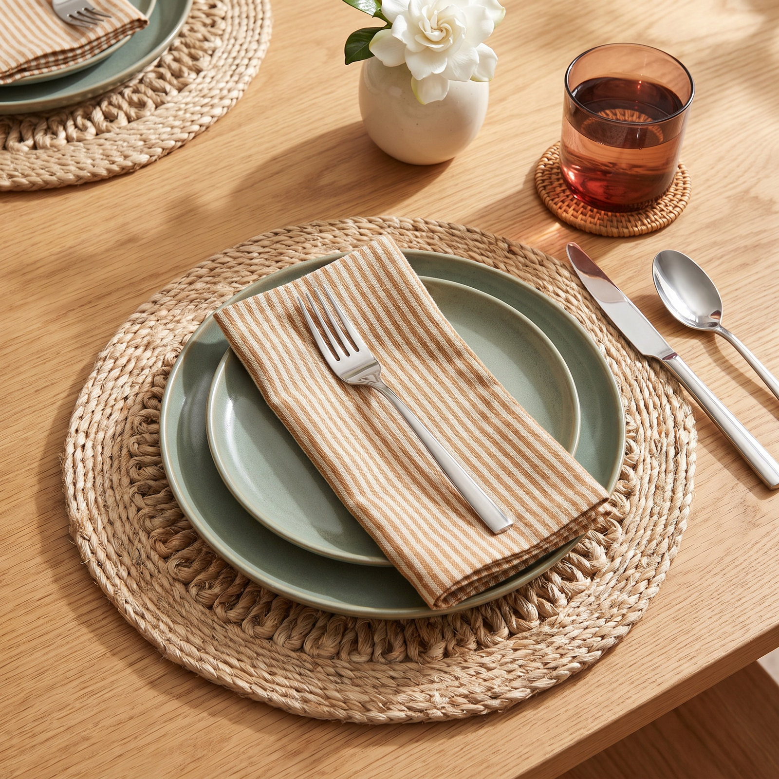 Maluma Reversible Jute Placemat