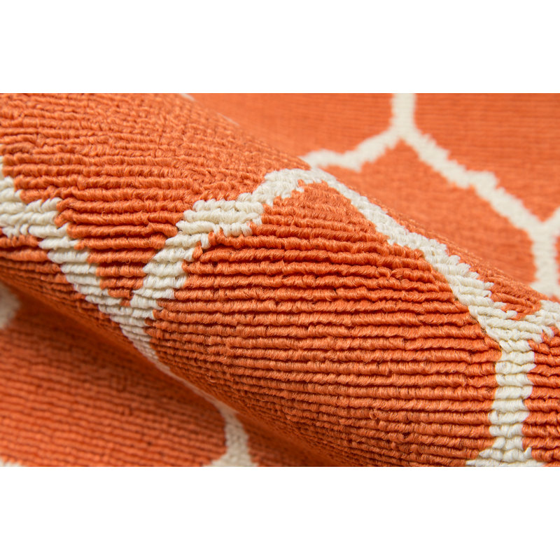 Tapis orange Yepez, Rectangle 7 pi 10 po x 10 pi 10 po