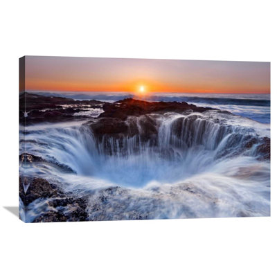 Thor's Well, Cape Perpetua, Siuslaw National Forest, Lincoln County, Oregon, USA by Miles Morgan - Photograph