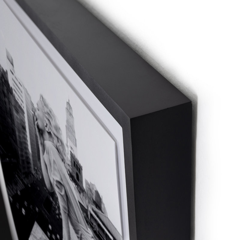 MARILYN ON THE ROOF II BY GETTY IMAGES, 48" H x 36" W x 2.5" D