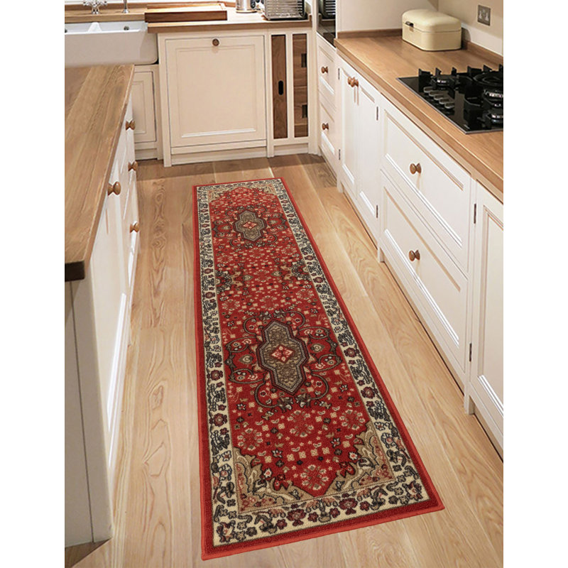 Tapis persan Isfahan, Tapis de couloir 1 pi 11 po x 6 pi 11 po