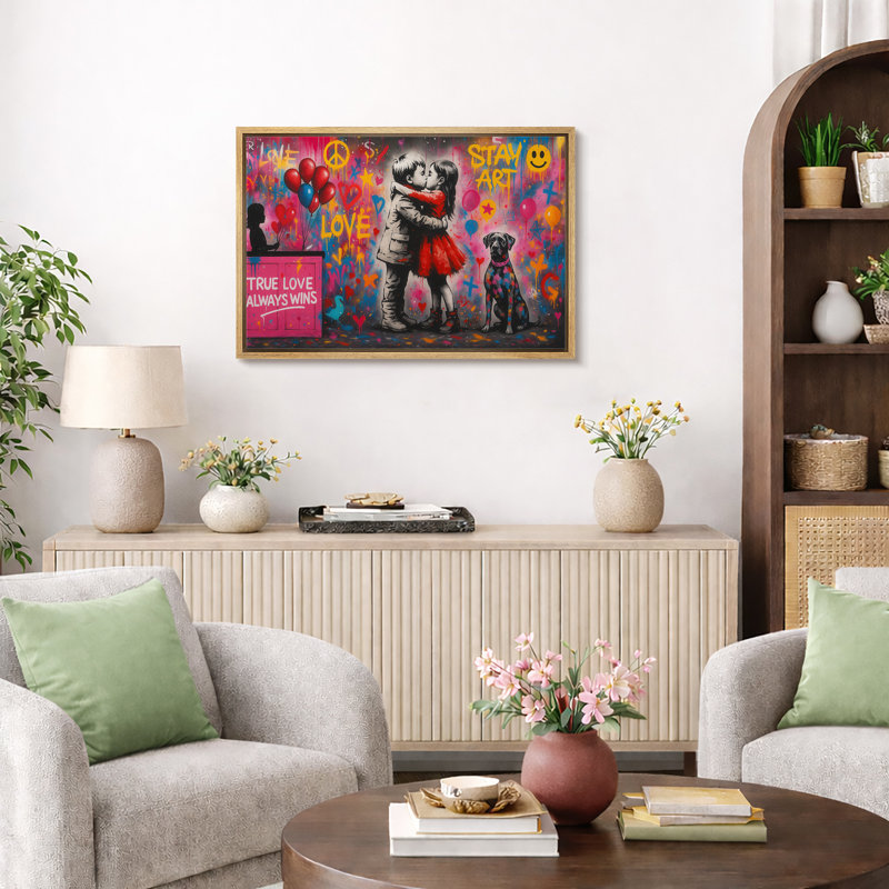 «True Love», images de graffiti, impression sur toile encadrée, H 24 po x l 36 po x P 1,5 po, Cadre naturel