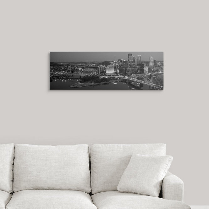 «Pittsburgh City Skyline at Night», reproduction de photo, H 20 po x l 60 po x P 1,5 po, Toile