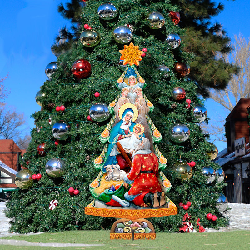 Wood Freestanding Christmas Decoration
