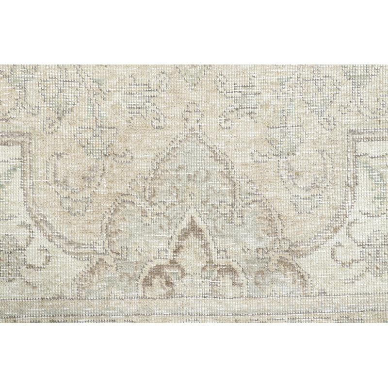Distressed One-of-a-Kind 4'8X7'9 Hand Knotted Area Rug
