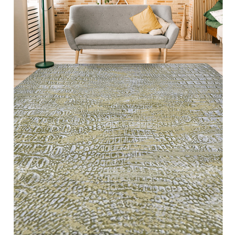 Animal Print Area Rug in Gray, Rectangle 9' x 12'