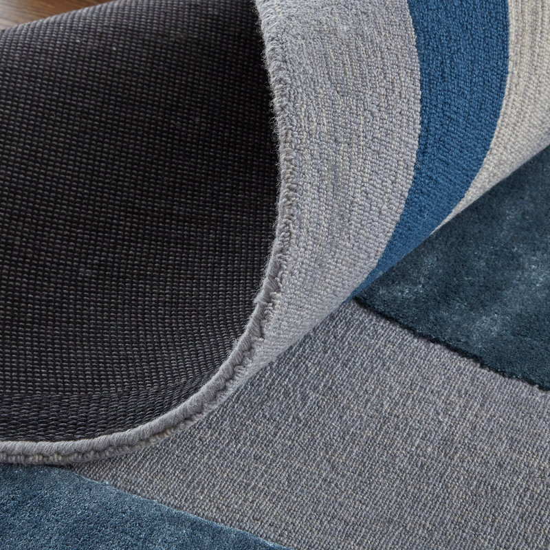 Hithin Handmade Tufted Aegean Blue/Gray/Ivory Area Rug, Rectangle 5' x 8'