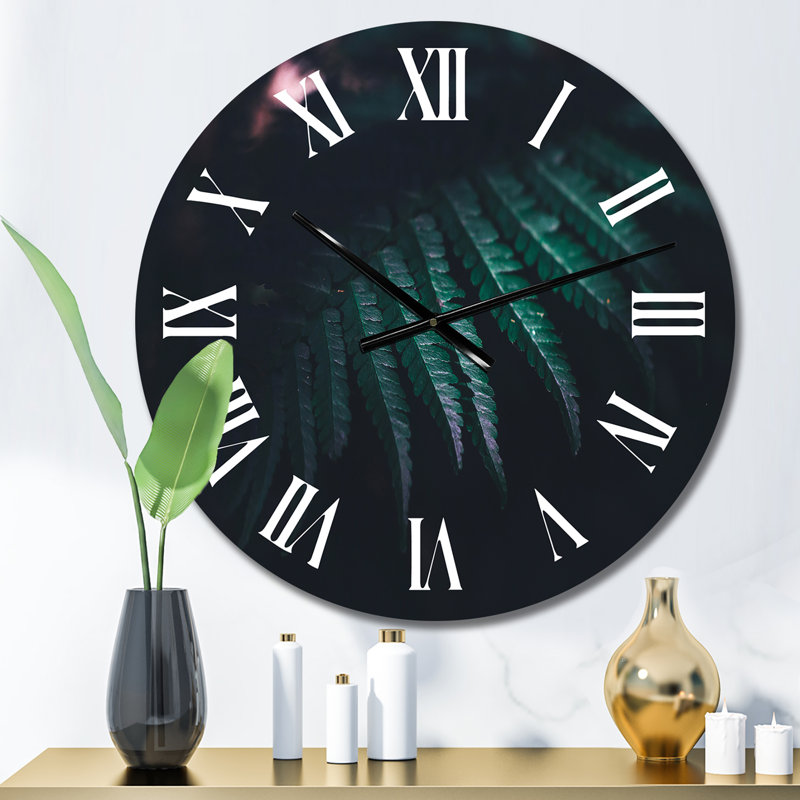 Horloge murale tropicale, Surdimensionné