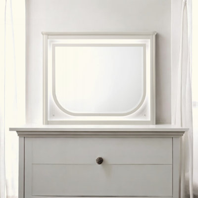 Sophisticated Mirror With Built-In LED For Stylish Home Decor