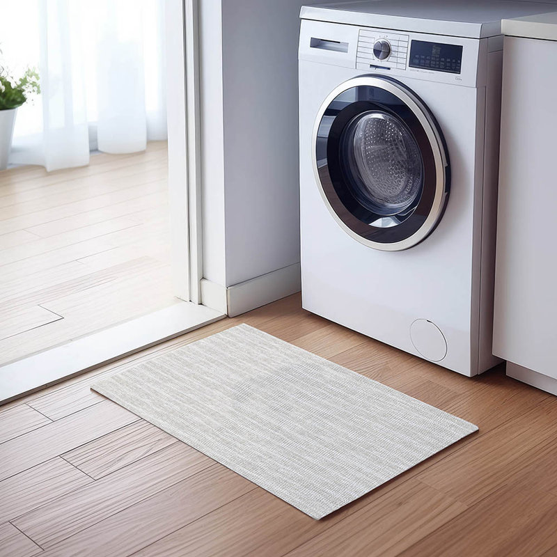 Tapis intérieur / extérieur Loreen, Rectangle 1 pi 8 po x 2 pi 6 po