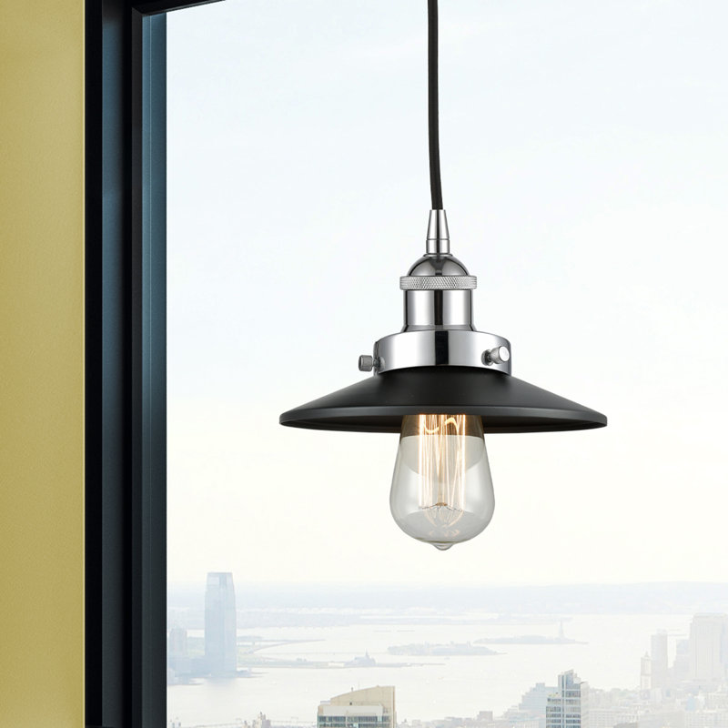 Luminaire suspendu conique à 1 lumière California, Chrome poli, Noir mat