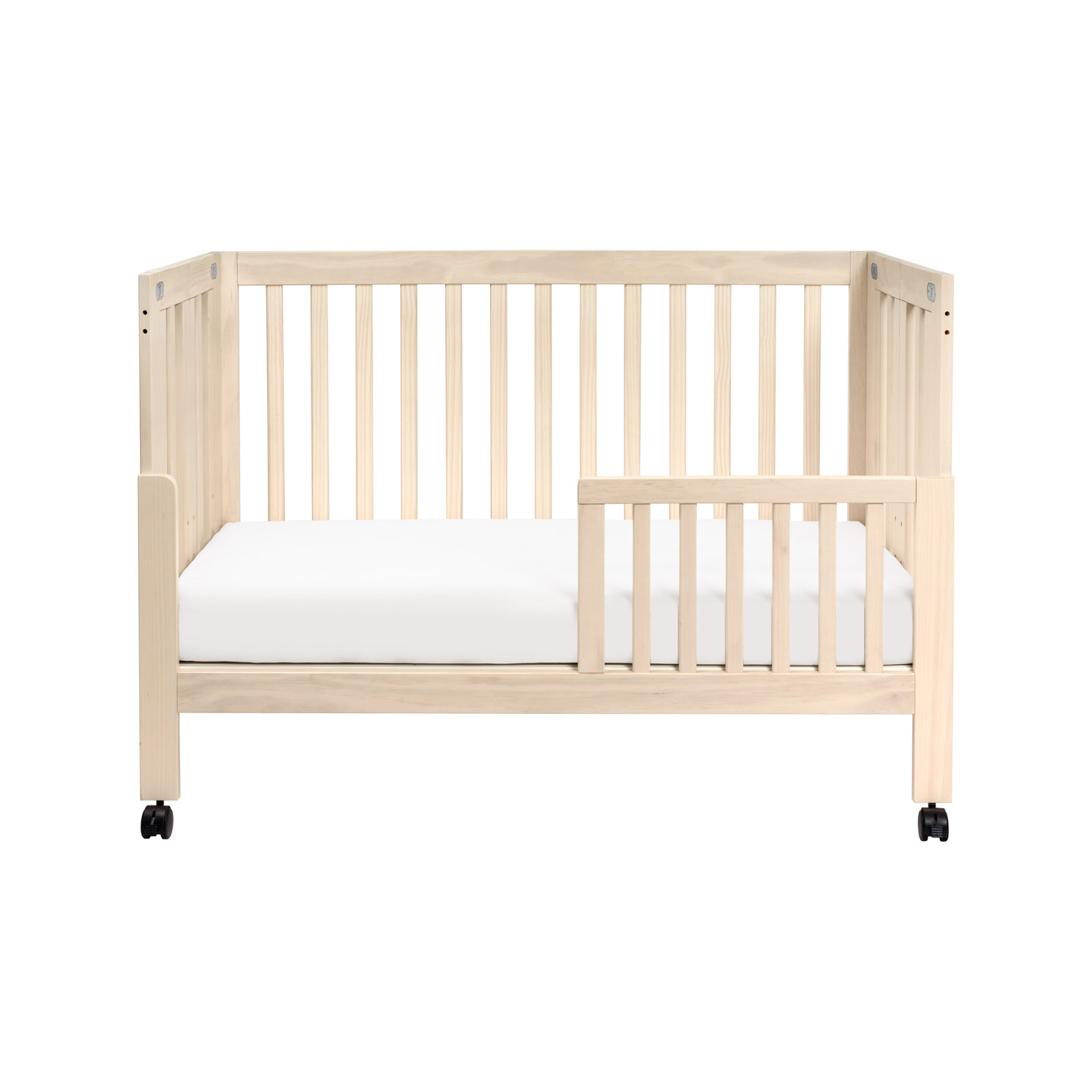 Maki Pine 2-in-1 Convertible Foldable Crib, Washed Natural