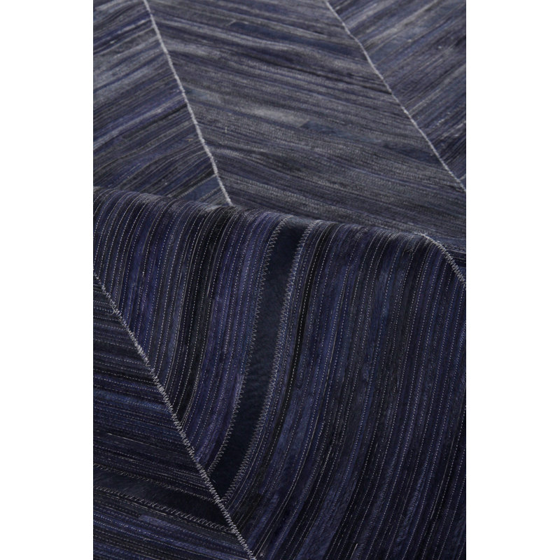 Natural Hide Hand Woven Cowhide Chevron Area Rug, Rectangle 5' x 8'