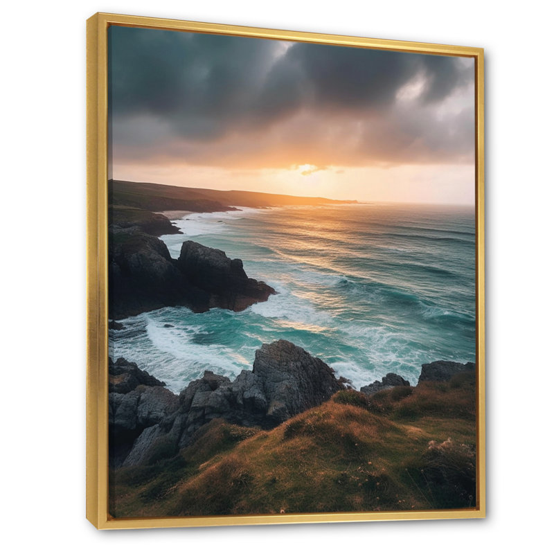 Impression sur toile Seaside Serenity II, H 40 po x l 30 po x P 1,5 po, Cadre flottant doré