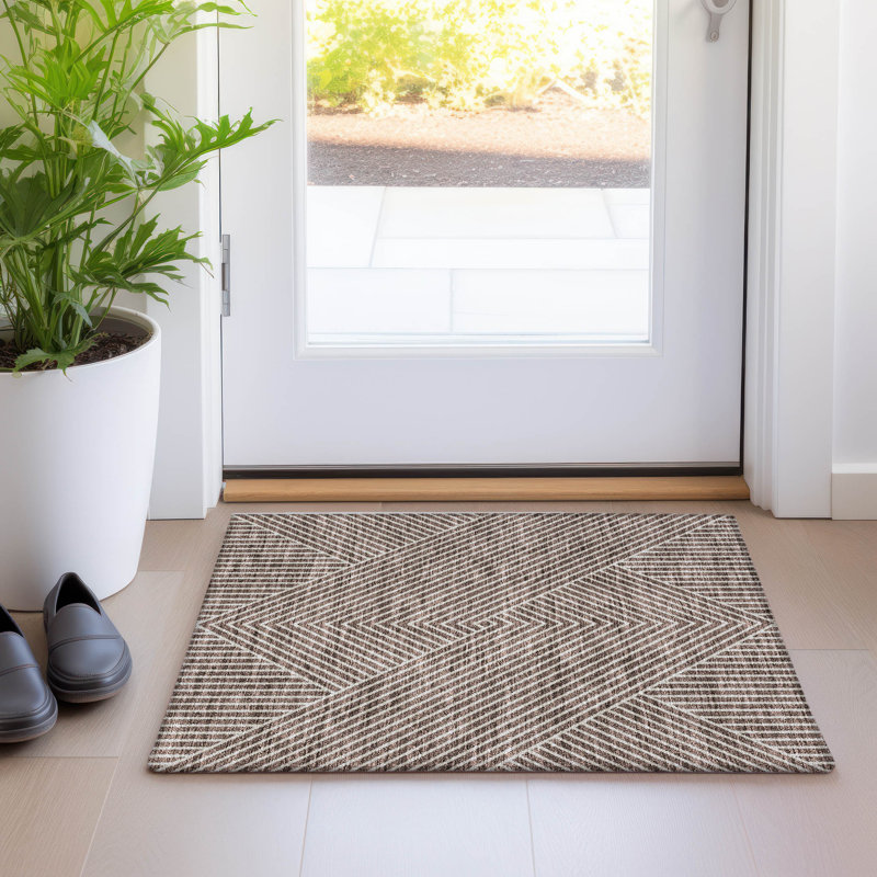 Tapis Pentagia, Rectangle 1 pi 8 po x 2 pi 6 po