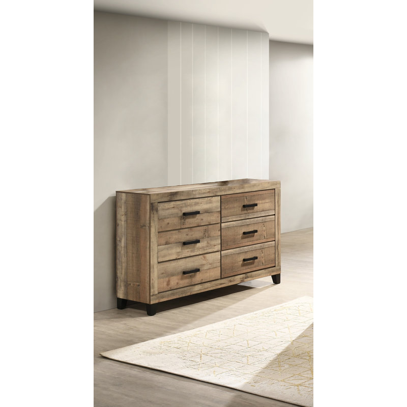 Commode de style campagne en pin brun vieilli