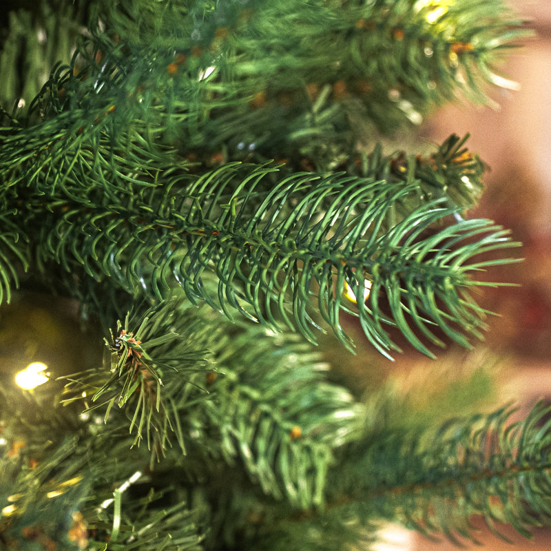 LAKESIDE - Artificial Christmas Tree with Lights, 4.5 ft