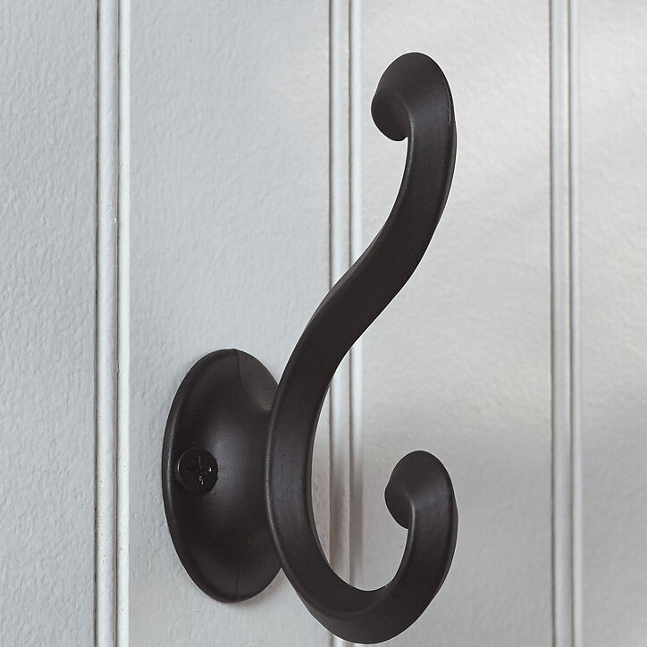 Richelieu BP9252990 Classic Metal Hook, Black Finish