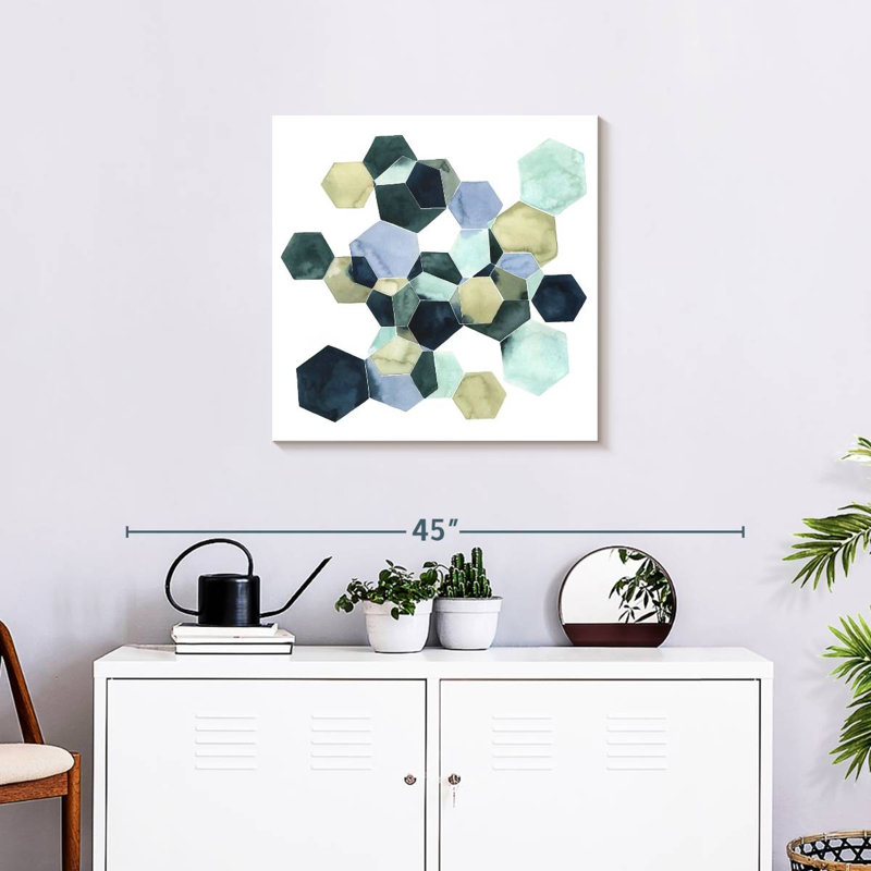 Avery Crystallize I, 24" H x 24" W