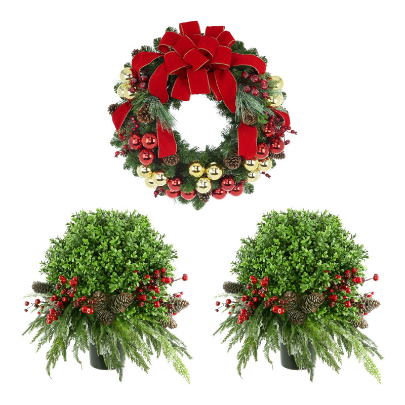 26" Holiday Wreath with Two UV Rated Boxwood Drop-Ins