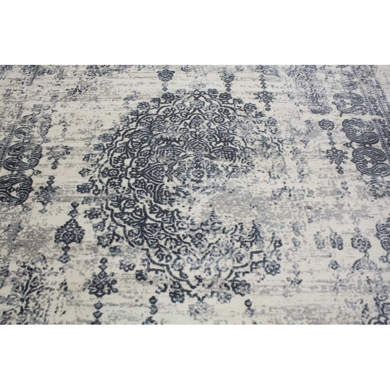 Matias Oriental Indoor Rug, Rectangle 5'3" x 8'