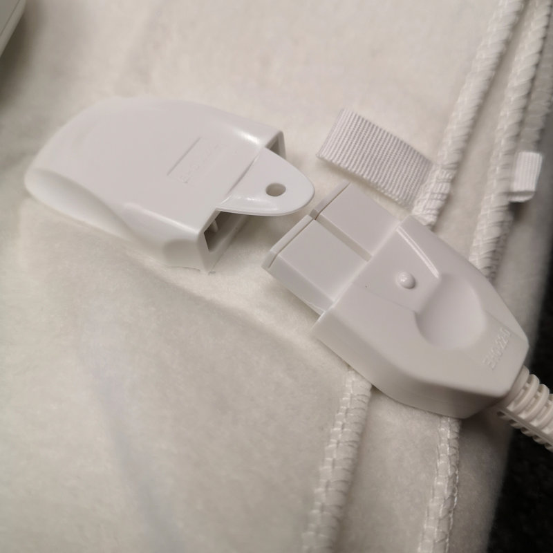Samuel Alexander Heated Throw Blanket