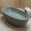 Baignoire de trempage autoportante 66,9 po, résine pierre, poli à la main, dossier ergonomique, bonde escamotable