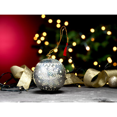 Frozen Tourquoise Bauble