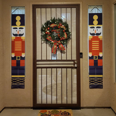 Nutcracker Christmas Decorations - Nutcrackers Banners Porch With LED String Lights - Life Size Soldier Model Nutcracker Porch Signs