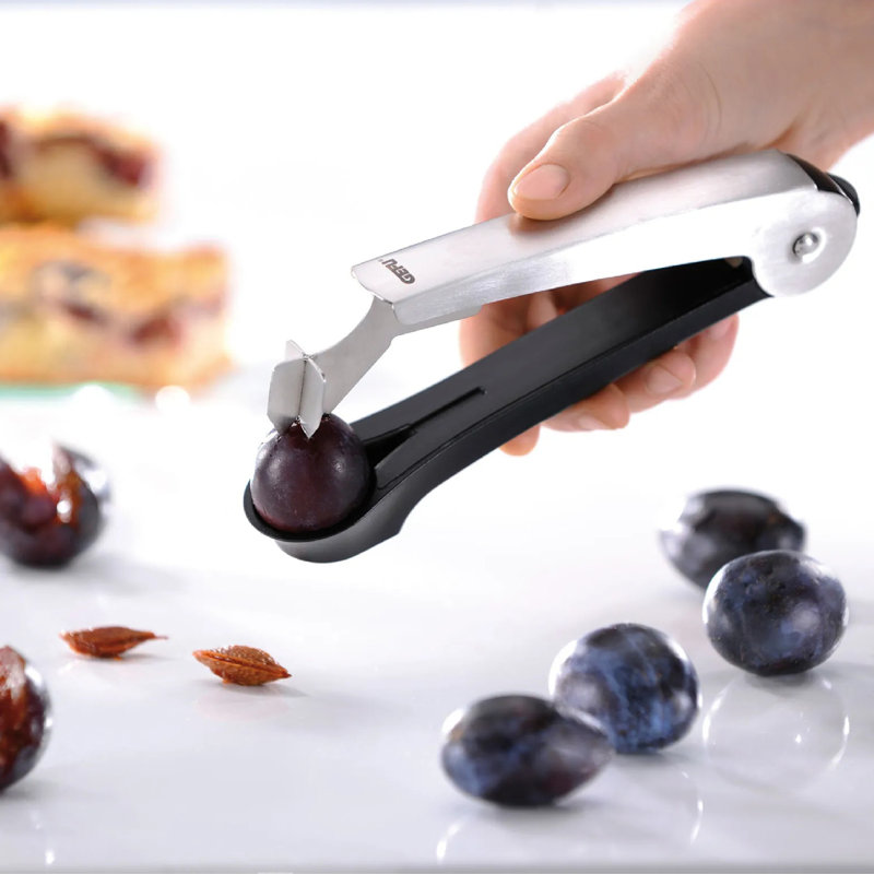 Gefu Stainless Steel Pitter