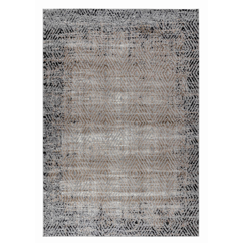 4' X 6' Brown Geometric Area Rug