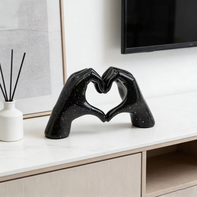 Sculpture «Love Finger Gesture», art moderne, Noir