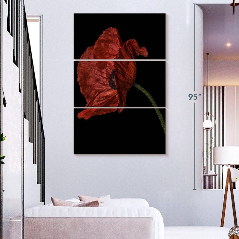 Harnek Curious Collections Poppy Red I, H 74 po x l 48 po