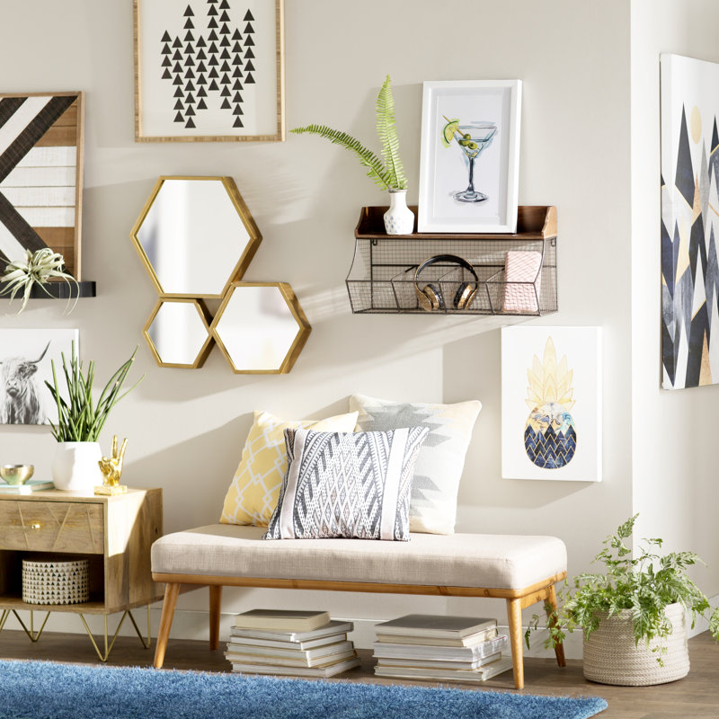 «Precious Pineapple I» par Elisabeth Fredriksson - impression d'art graphique, Toile tendue, H 12 po x l 8 po x p 0,75 po