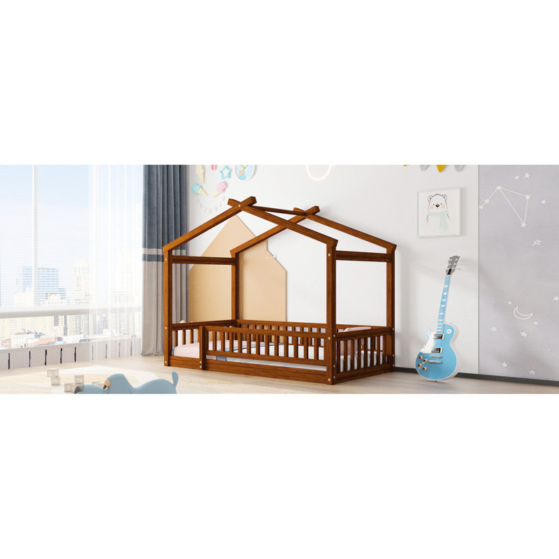 Structure de lit simple en bois avec clôture, couleur noyer pour la clôture de la maison de beauté dans une chambre exquise