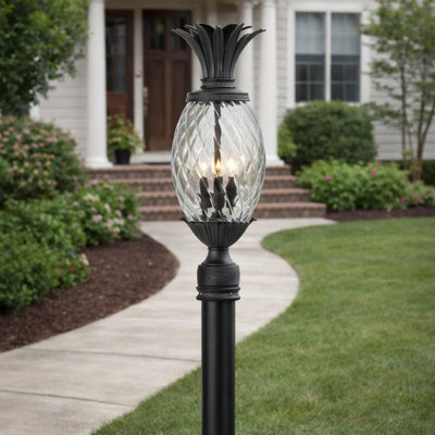 Lanterne d'extérieur à 3 lumières 25,25 po Plantation (poteau vendu séparément)