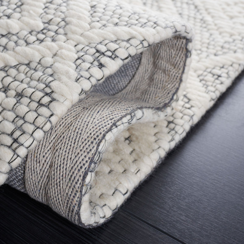 Castillo Hand Loomed Wool And Cotton Geometric Rug, Rectangle 4' x 6'