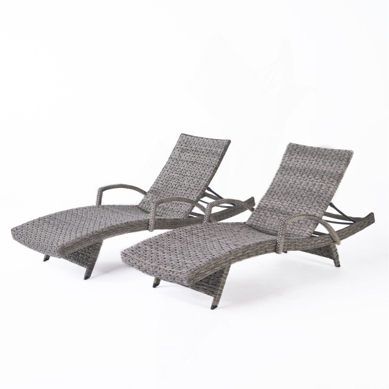 Chaise longue en osier crème