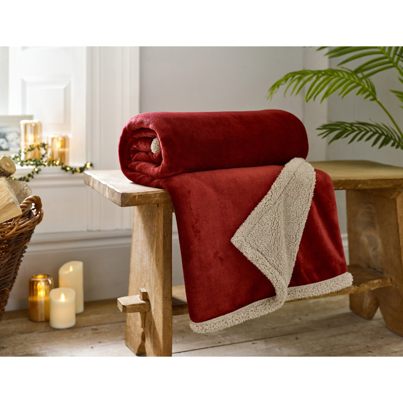 Hazelwood Throw, Red