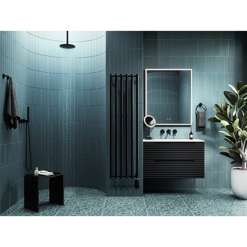Chauffe-serviettes électrique mural 10,5 "x37,5" Rosendal, Électrique à brancher, H 37,5 po x l 10,5 po x P 4 po
