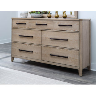 7 Drawer Dresser