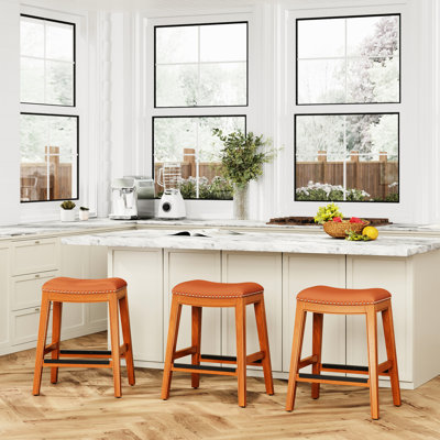 Tabouret de comptoir 24 po - siège de selle en cuir reconstitué naturel, mobilier naturel et siège élégant