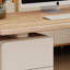 Bureau minimaliste moderne de couleur crème-562150615