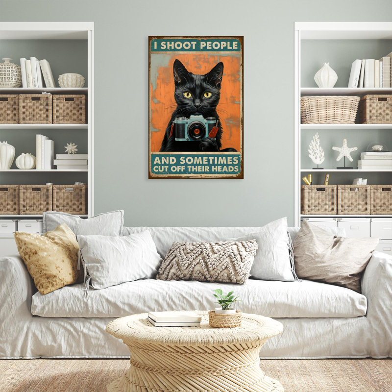«Black Cat I Shoot People» sur toile, H 20 po x l 16 po x P 1,25 po