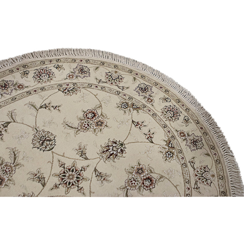 Hand Knotted Area Rug in Ivory